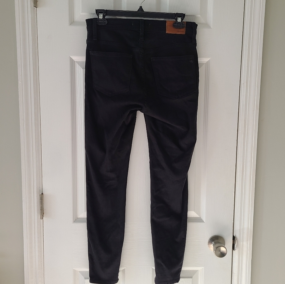 SALE! Madewell 9" Highrise Skinny - Picture 3 of 7